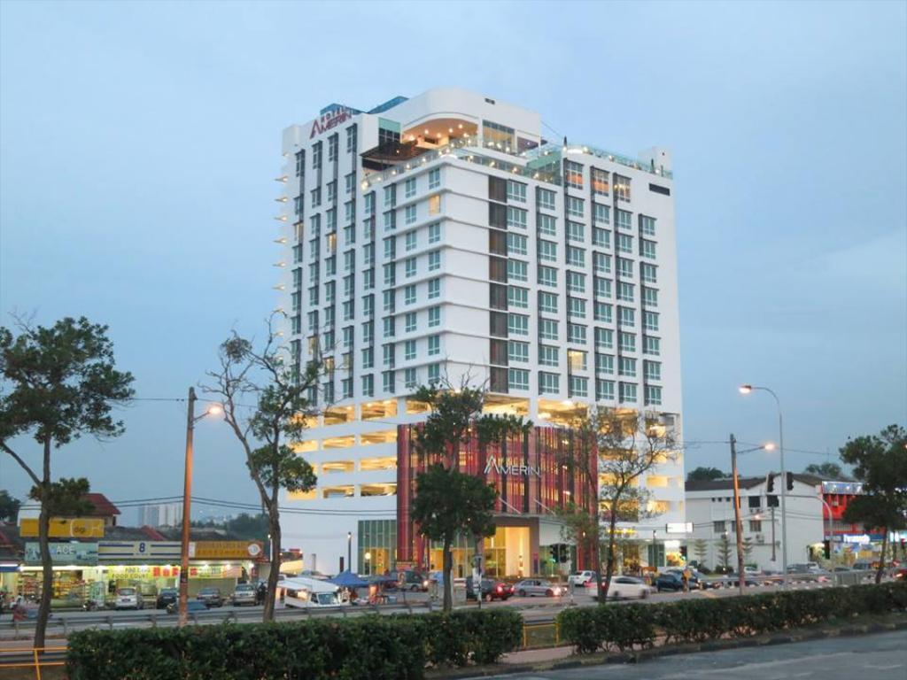 Amerin Hotel Johor Bahru Exterior foto